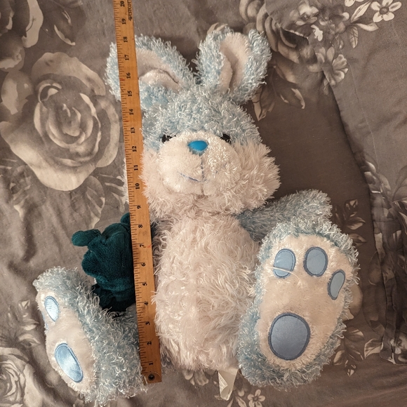 🌟 3/$20🌟 Stuffed Bunny - Picture 2 of 6